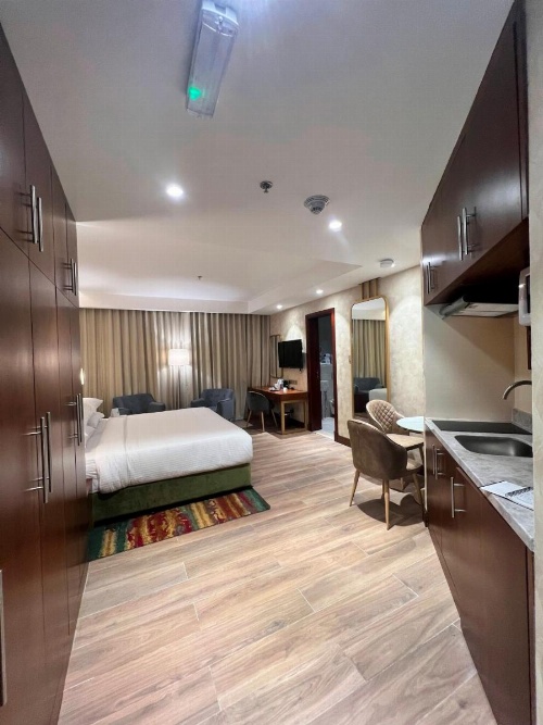 City Seasons Suites image 11