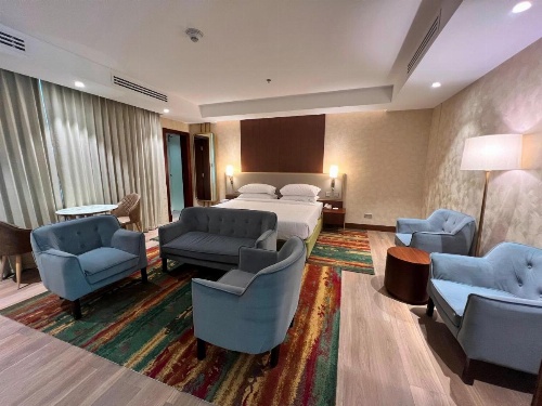City Seasons Suites image 7